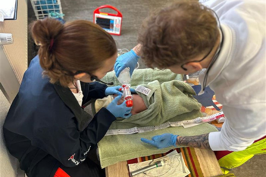 Ausbildungseinheit zur Geburtshilfe und Pädiatrie Ausbildungseinheit zur Geburtshilfe und Pädiatrie